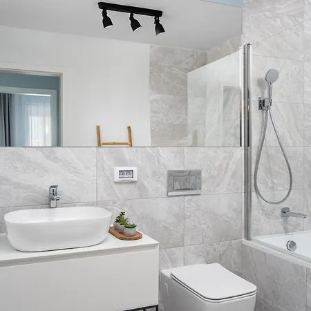 North Luxury 1 Bedroom With Terrace In A Premium Complex Apartment Bucharest